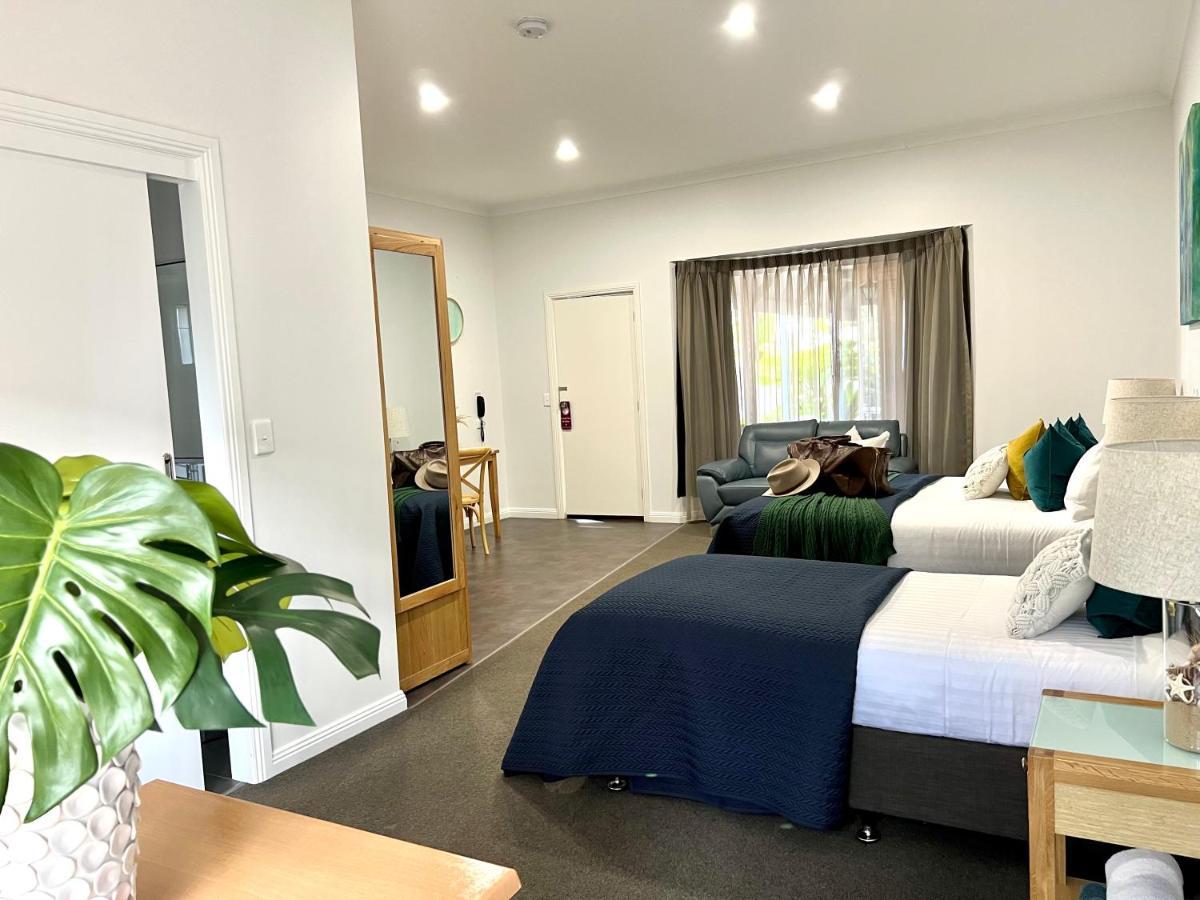 Coastal Waters Motor Inn Lakes Entrance Esterno foto