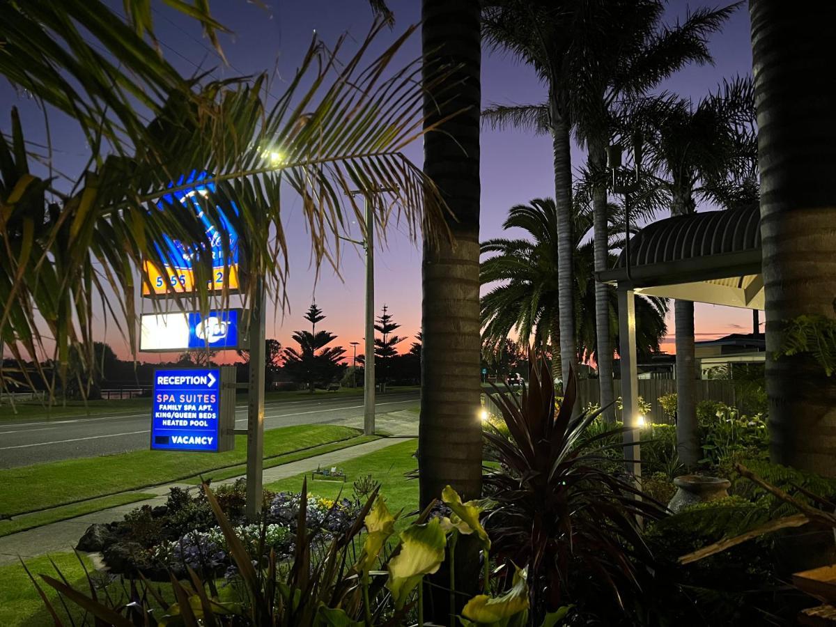 Coastal Waters Motor Inn Lakes Entrance Esterno foto