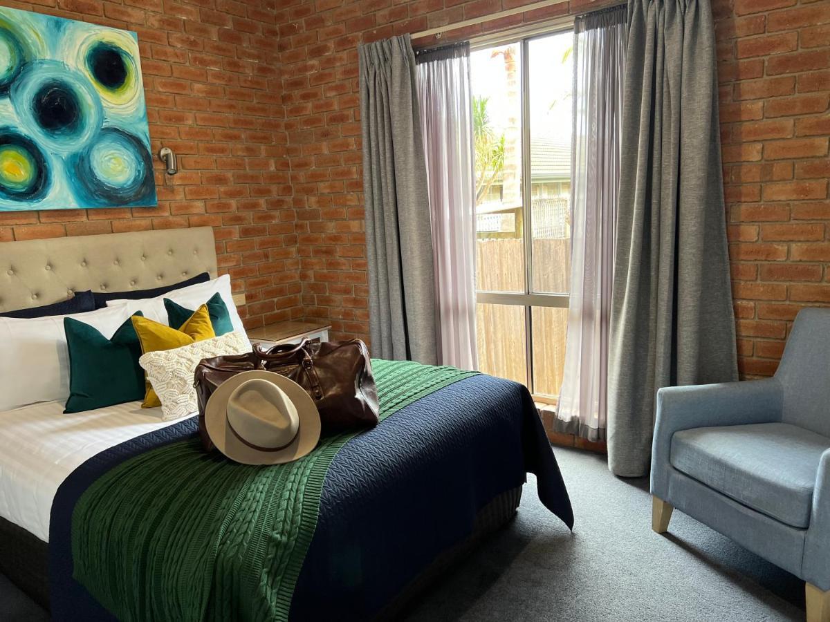 Coastal Waters Motor Inn Lakes Entrance Esterno foto