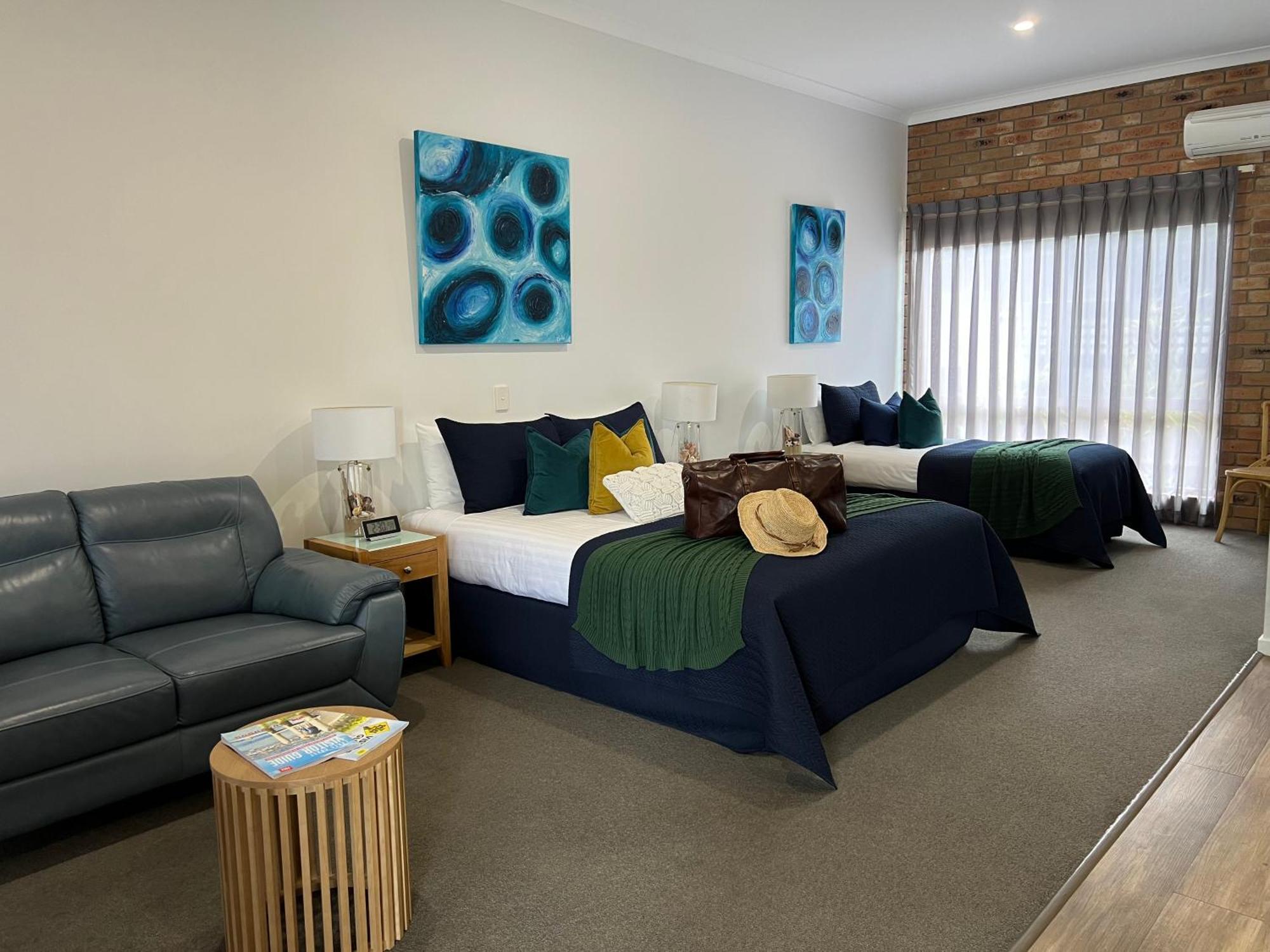 Coastal Waters Motor Inn Lakes Entrance Esterno foto
