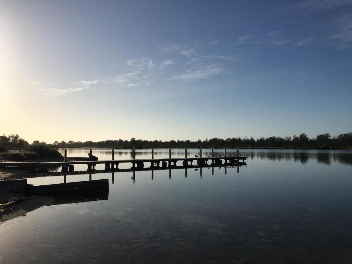 Coastal Waters Motor Inn Lakes Entrance Esterno foto